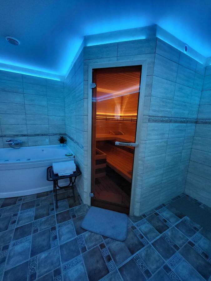 Penzion Ostravanka Hranice  Exteriör bild
