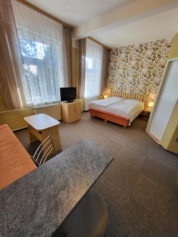 Penzion Ostravanka Hranice  Exteriör bild
